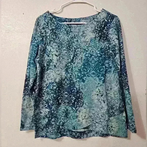 Dana Buchman Tops - GUC! Dana Buchman long sleeve tee!